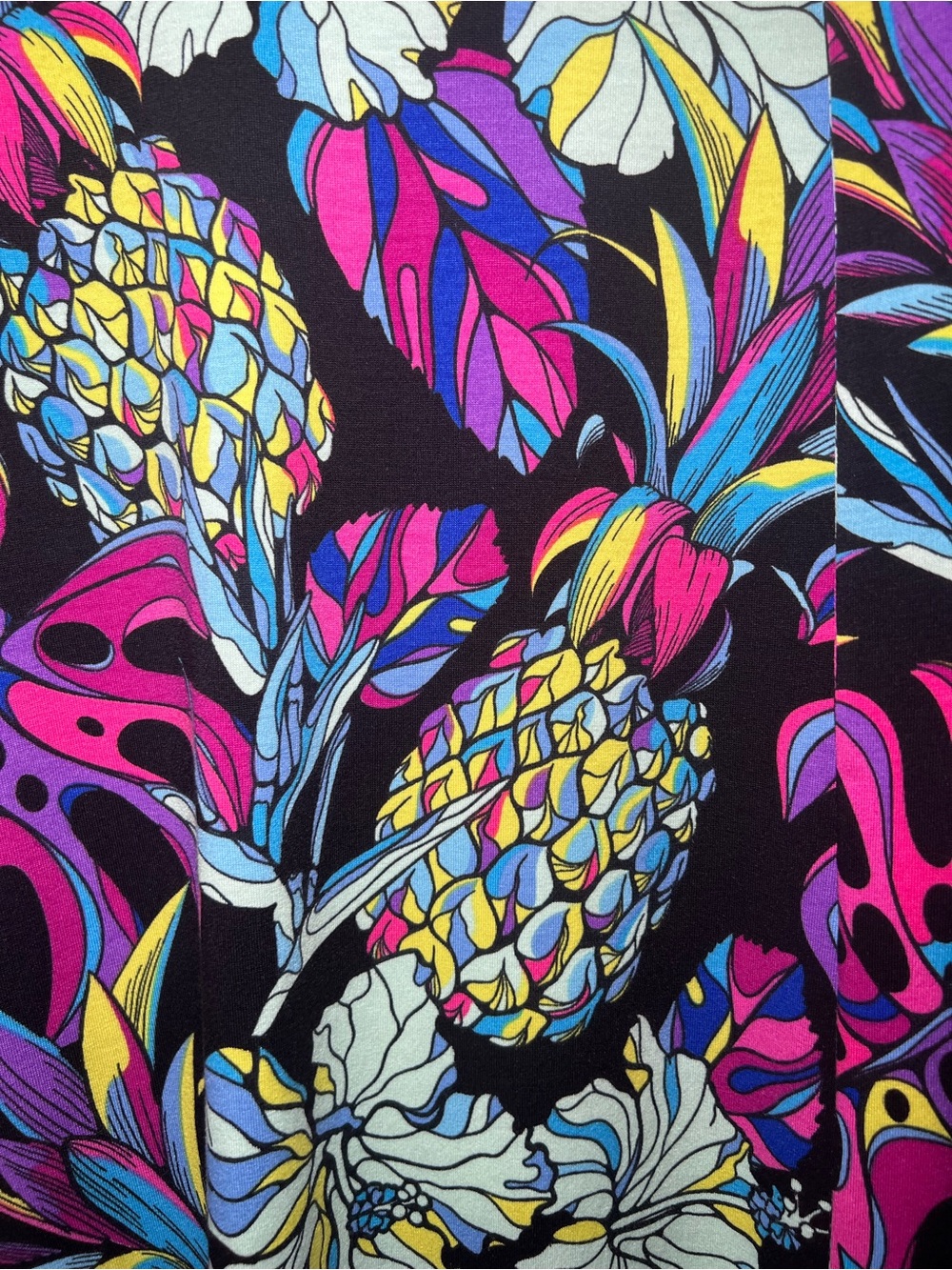 LuLaRoe Mitzi Black Top Pineapple Print - Picture 3 of 5